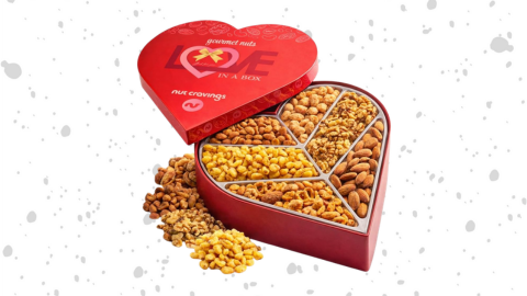 Nut Cravings Hearts Nuts